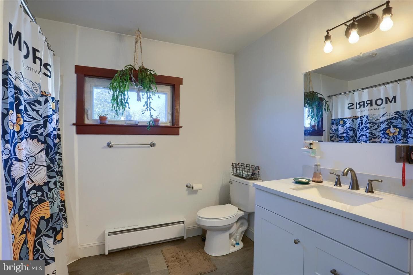 206 Armstrong Street photo 18