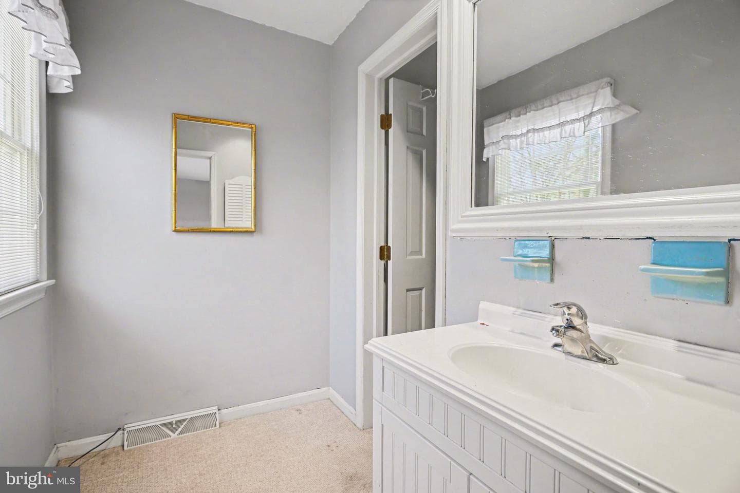 10 Dogwood Drive photo 21