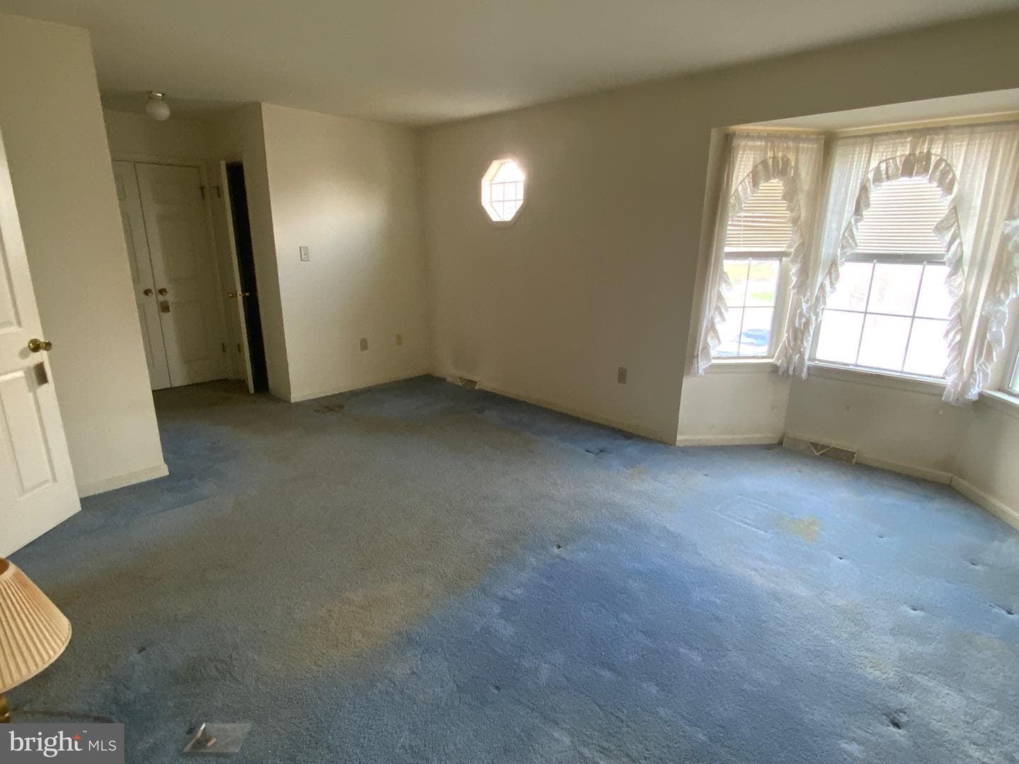 6284 Spring Knoll Drive photo 14