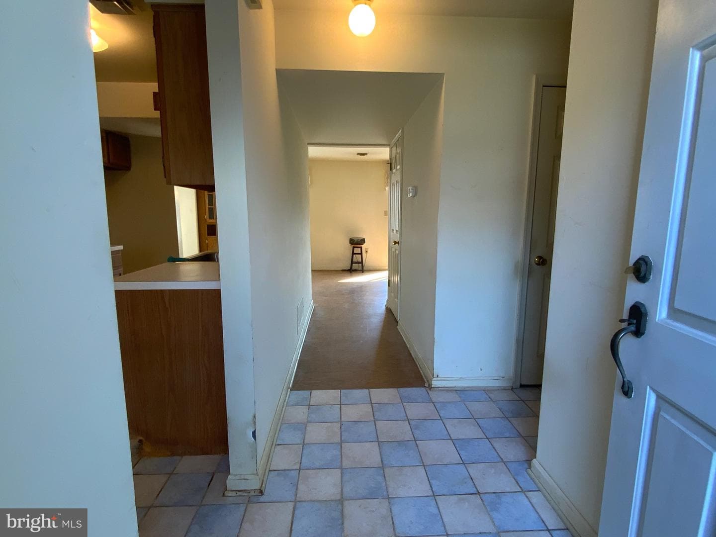6284 Spring Knoll Drive photo 3
