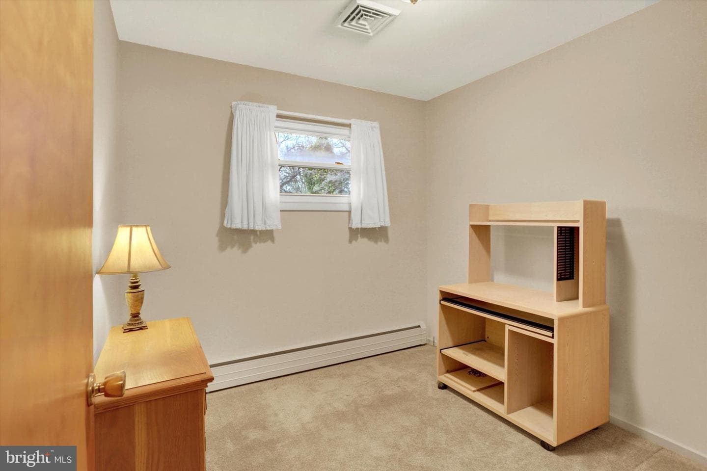 704 Charles Road photo 17
