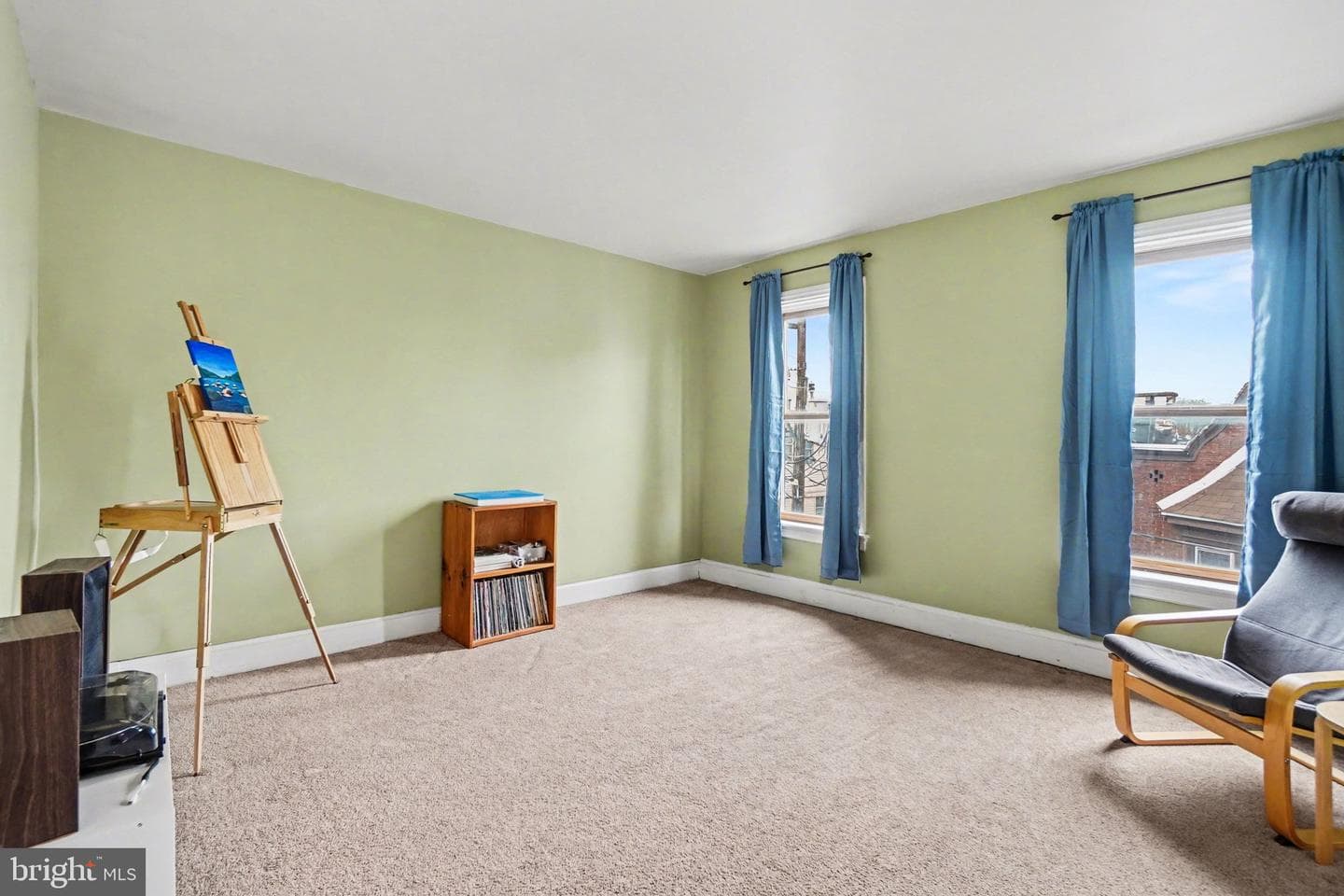 261 Delaware Street photo 20