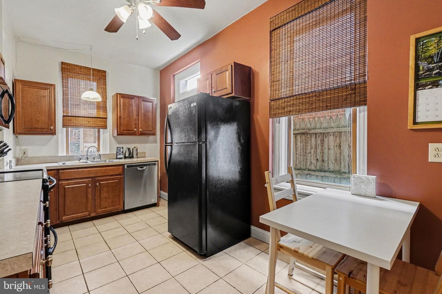 261 Delaware Street photo 9