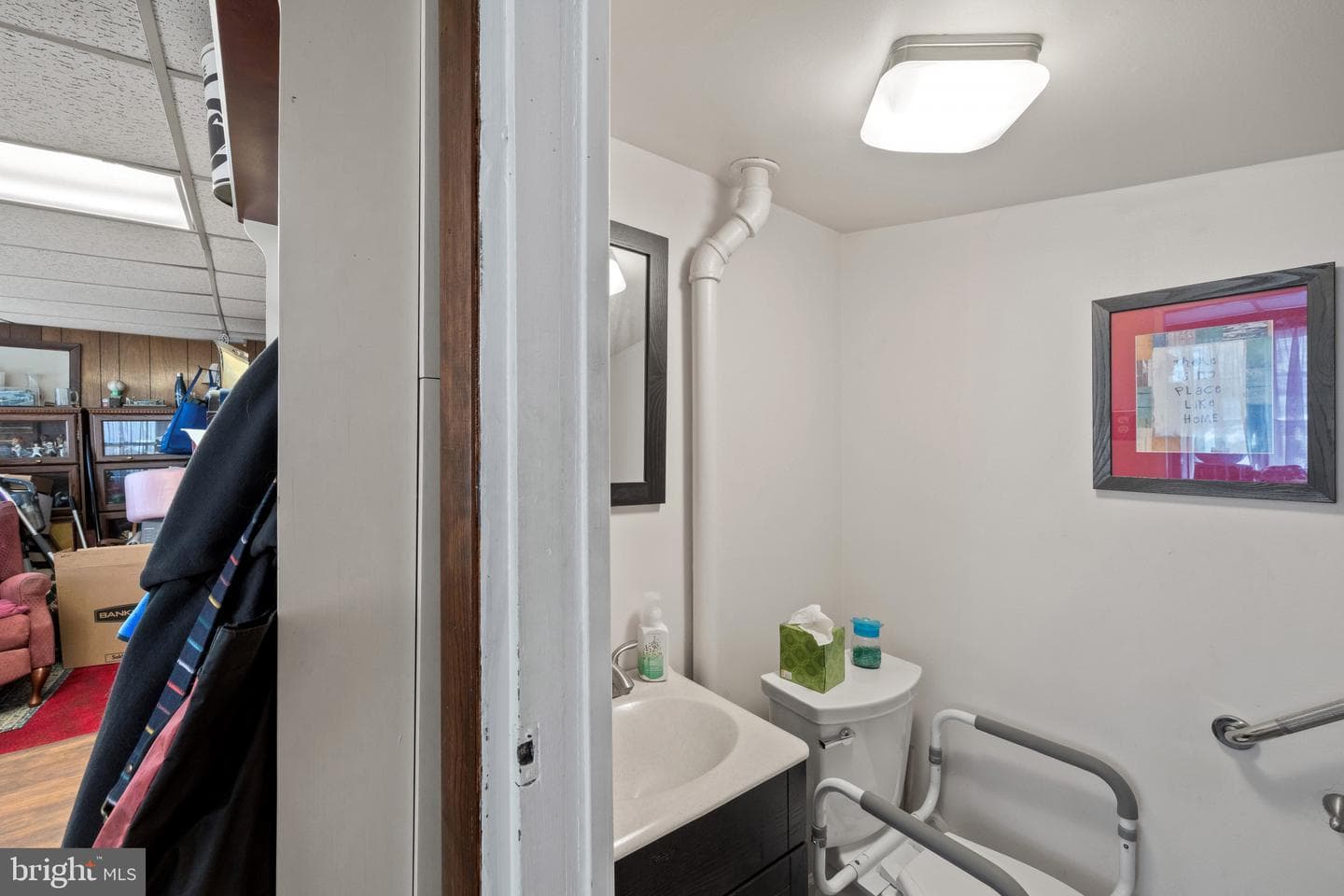 308 Redwood Street photo 19