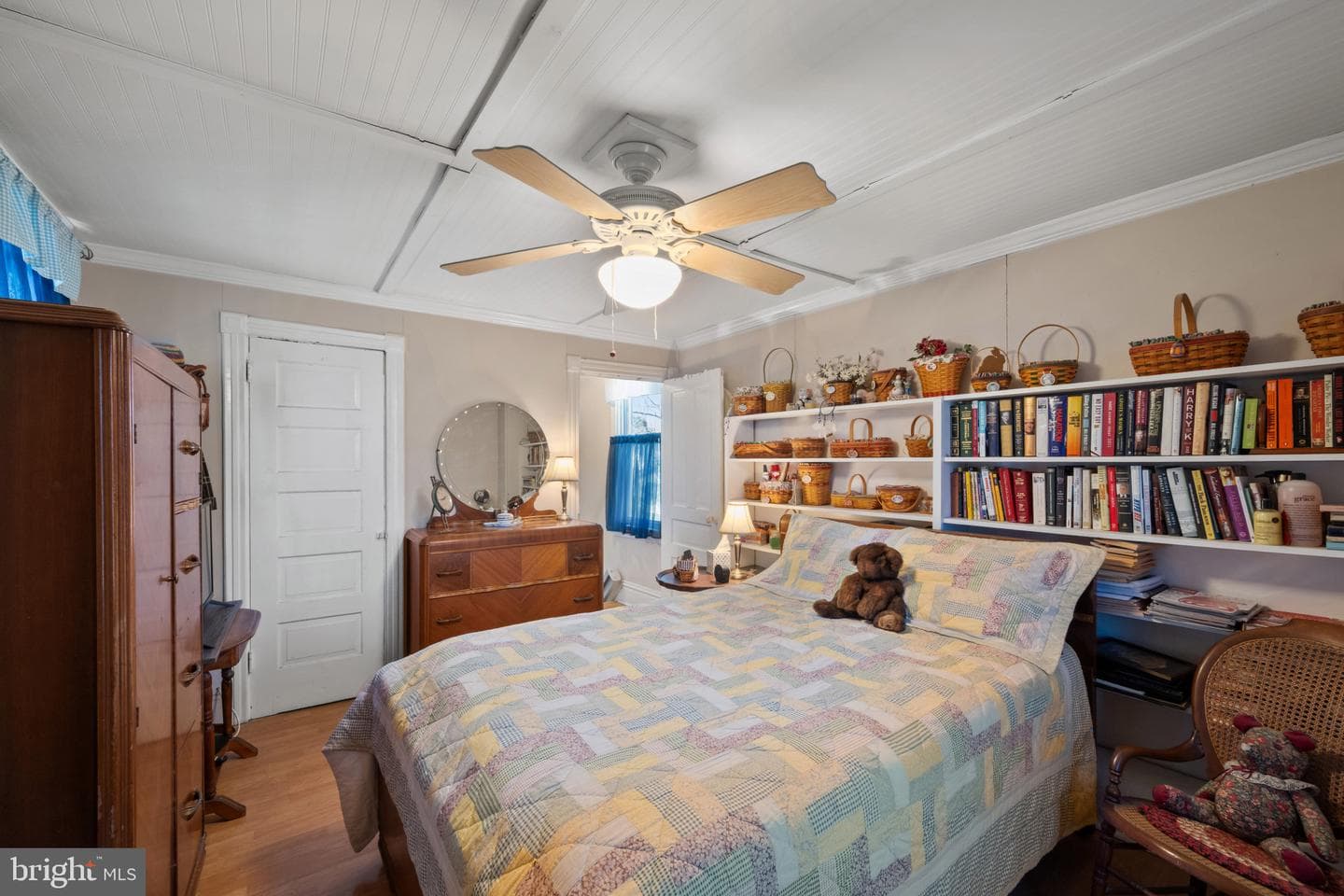 308 Redwood Street photo 29