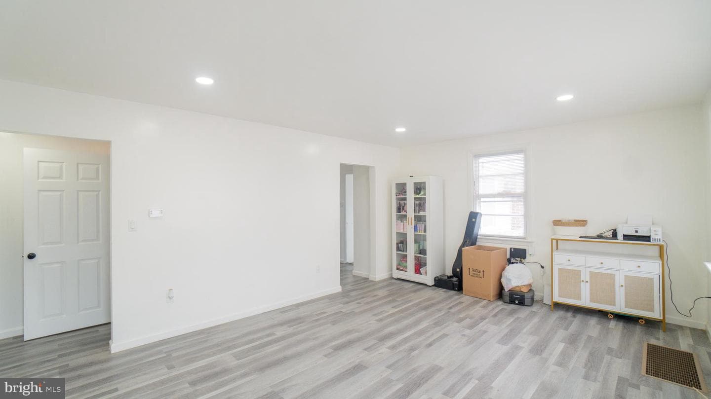 375 S 7th Street photo 4