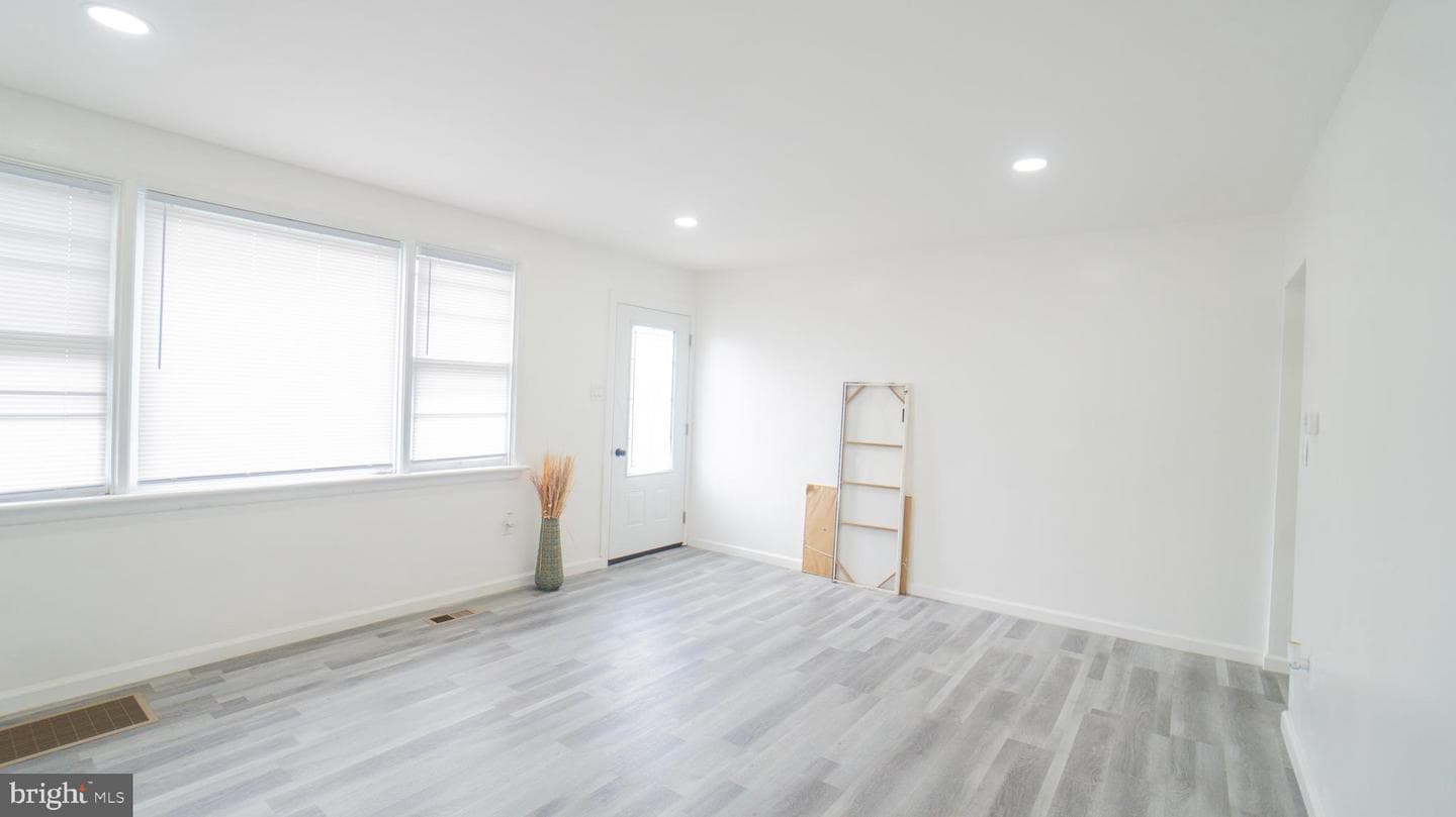 375 S 7th Street photo 5