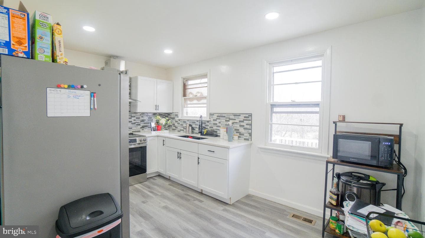 375 S 7th Street photo 7