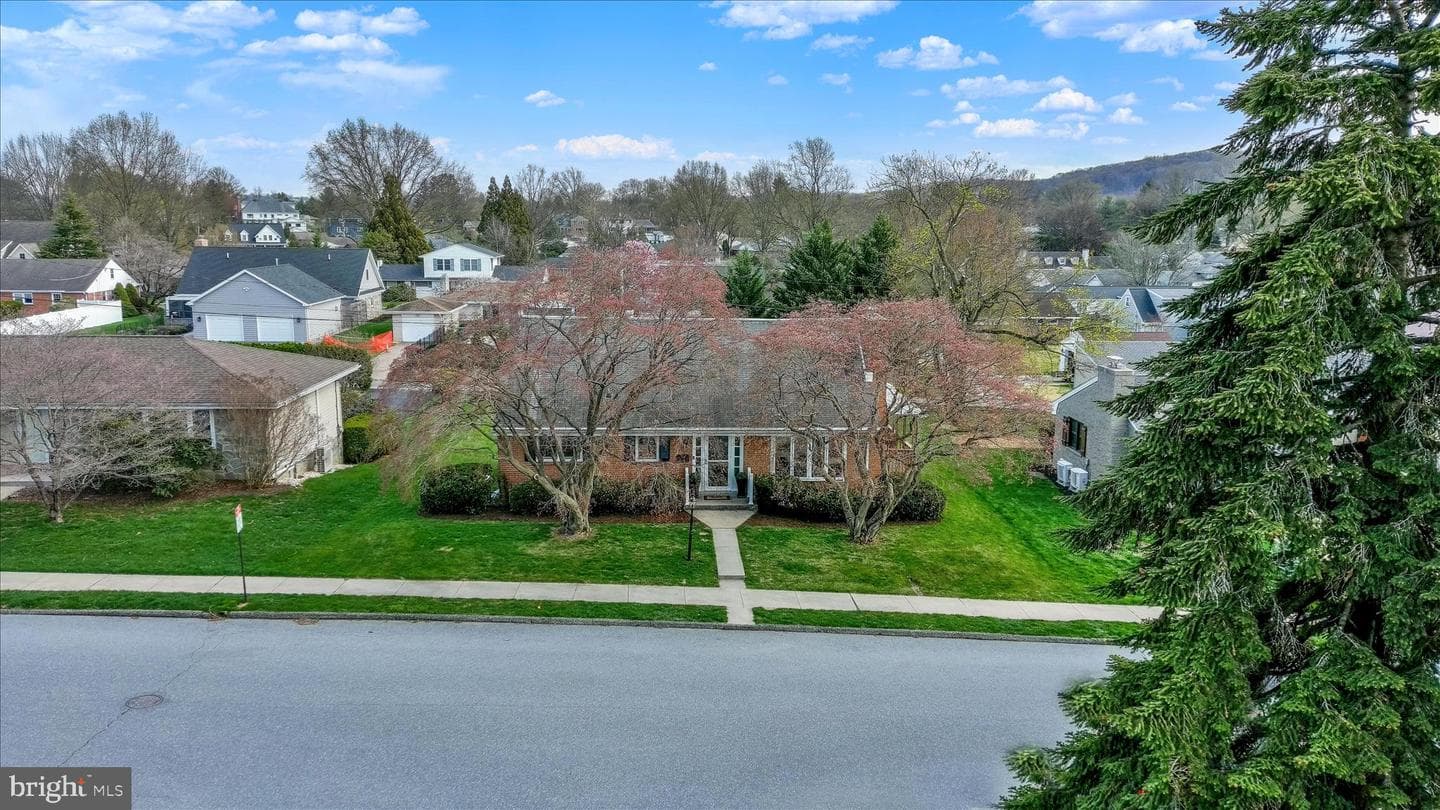 464 Cedar Avenue photo 44