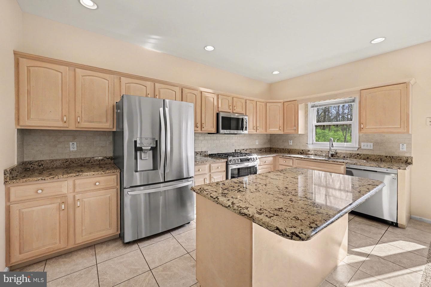 6401 Whisper Wood Lane photo 14
