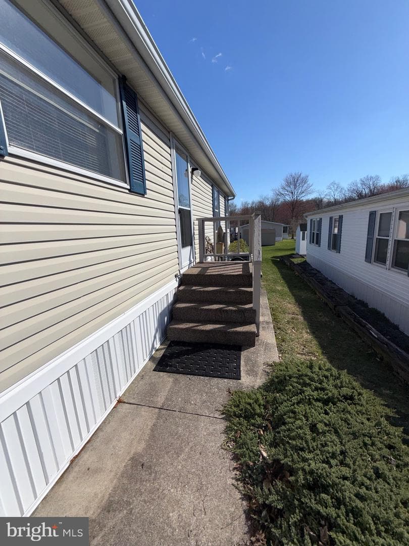 69 Meadow Run Pl photo 9
