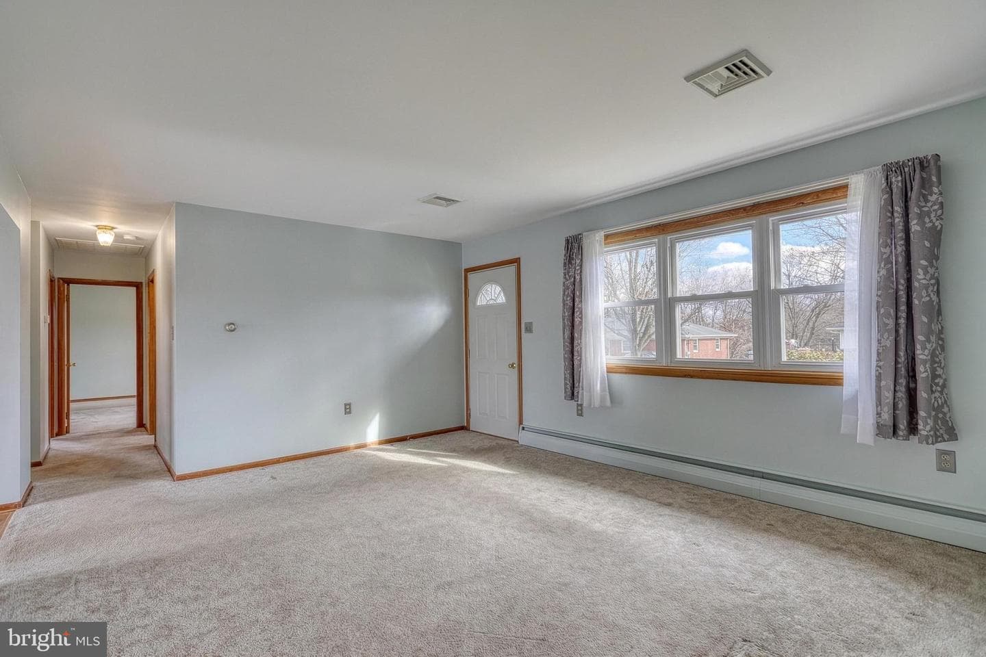 6336 Blue Flag Avenue photo 9