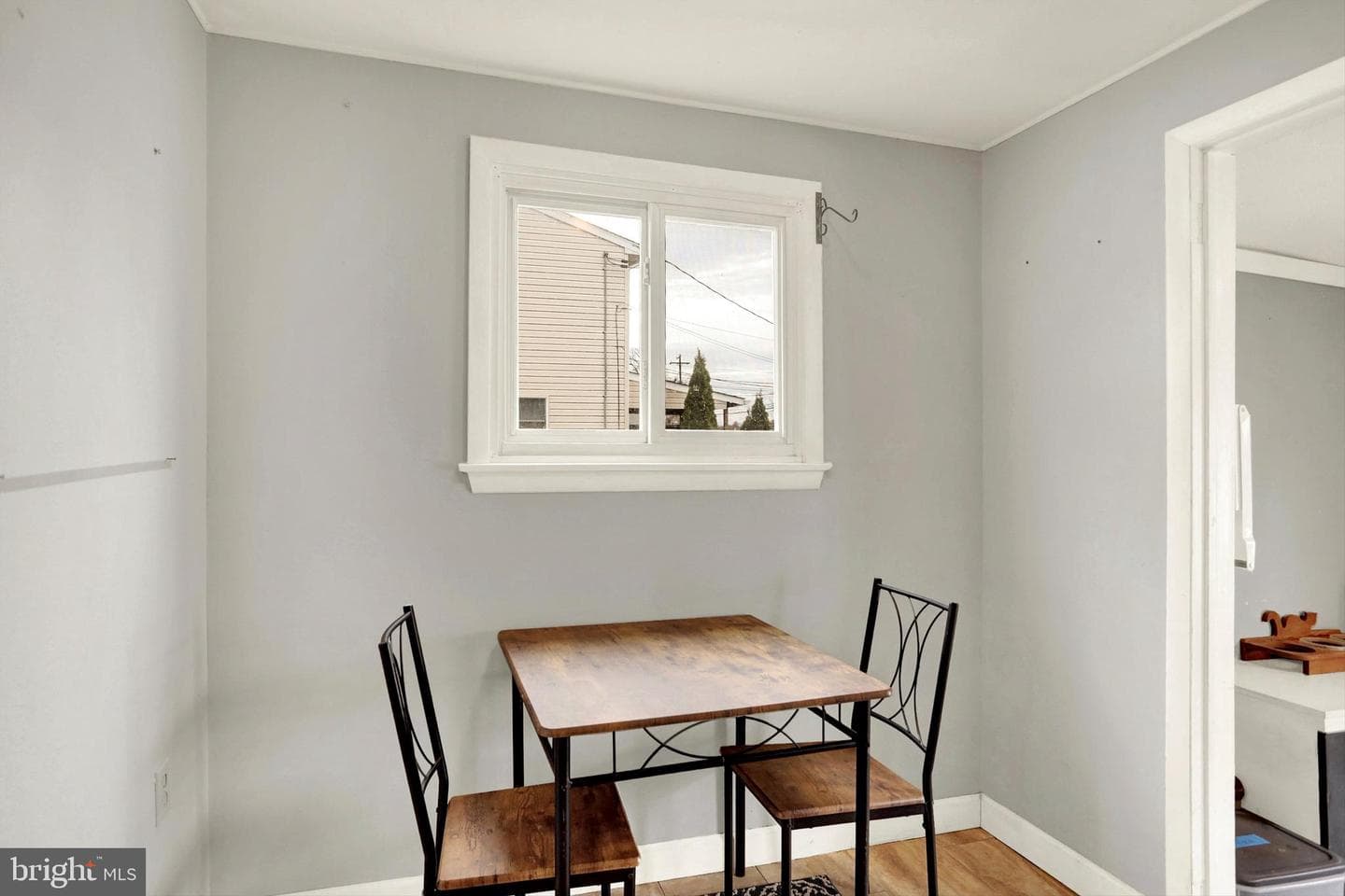 468 Elizabeth Street photo 14