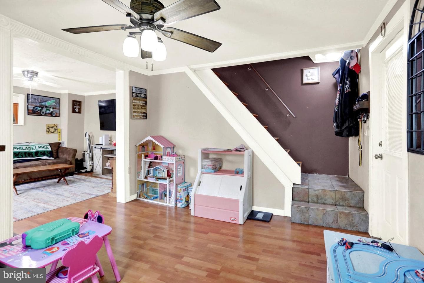 468 Elizabeth Street photo 6