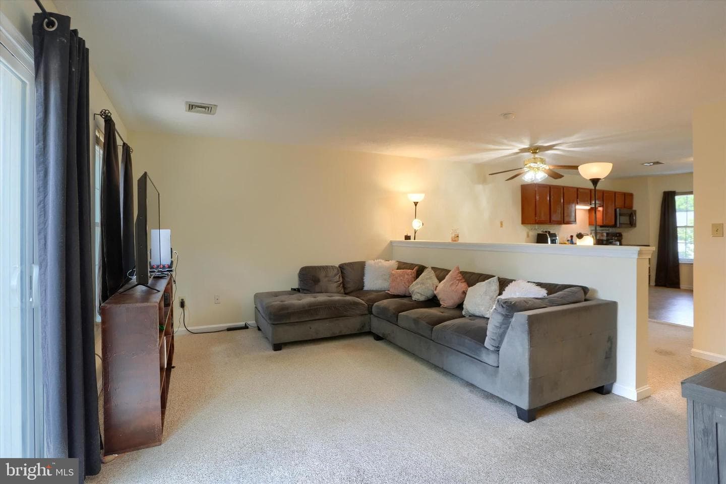 310 Lincoln Avenue photo 18