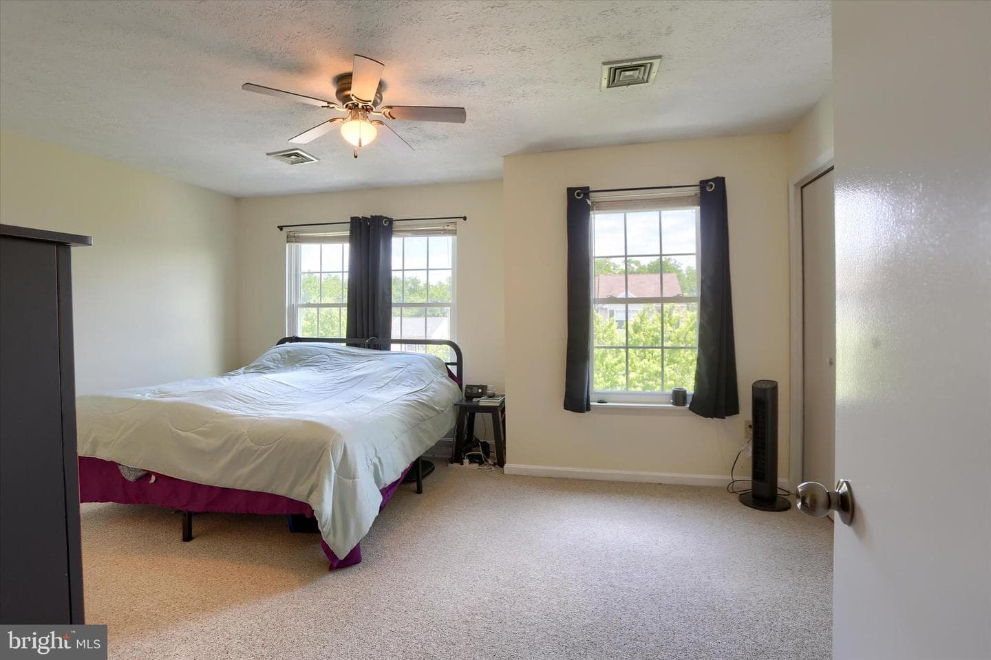 310 Lincoln Avenue photo 28