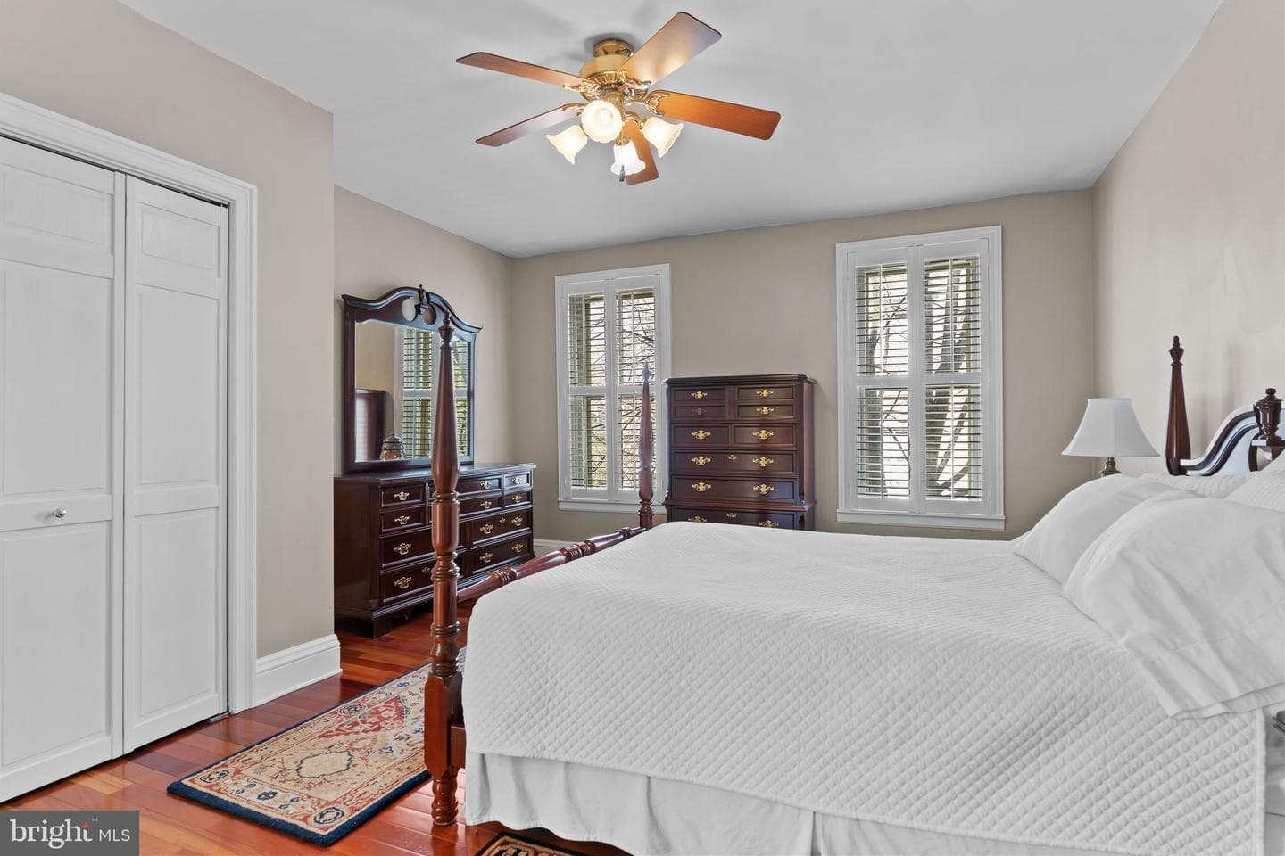 906 Green Street photo 15
