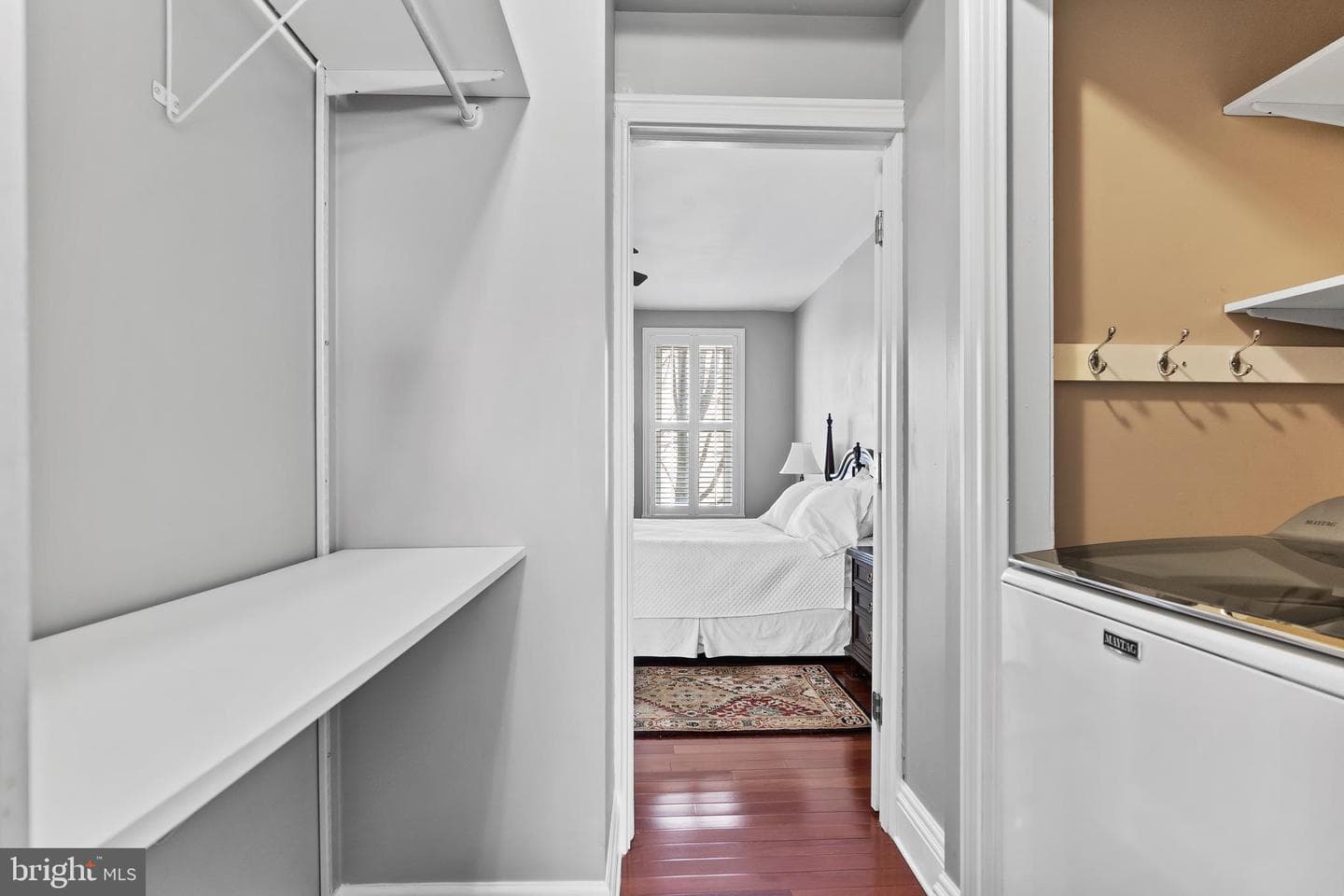 906 Green Street photo 16