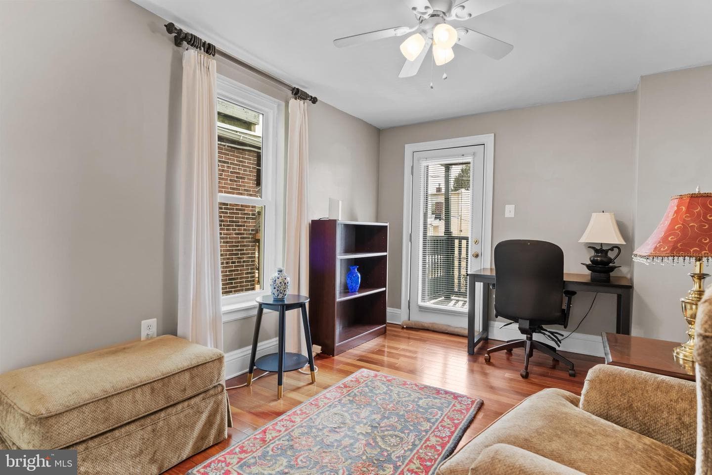 906 Green Street photo 19