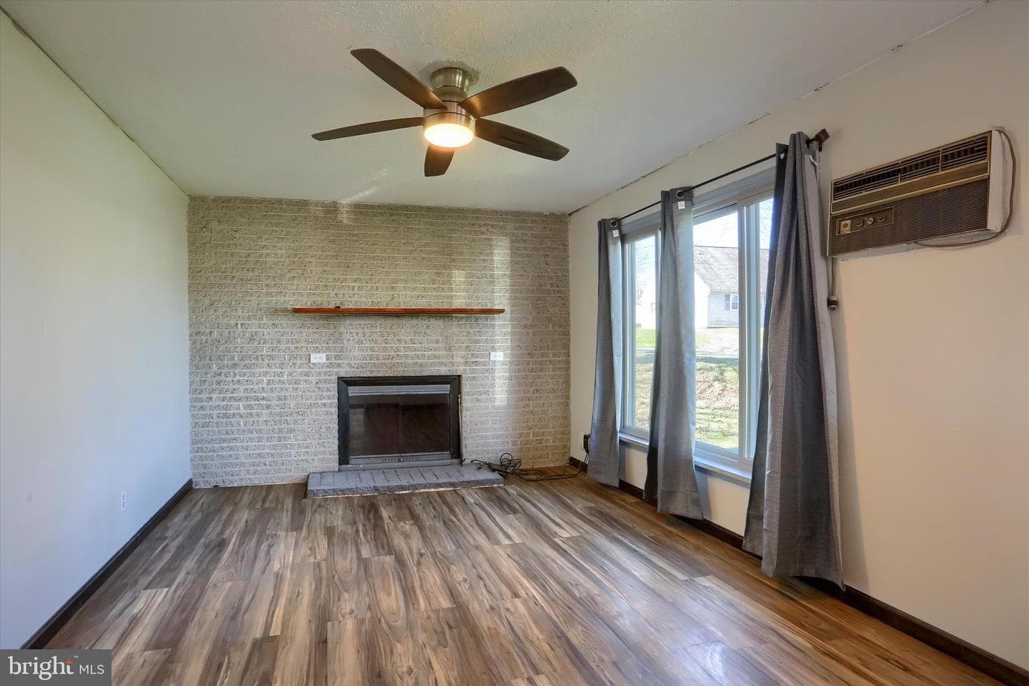 354 Cypress Drive photo 4