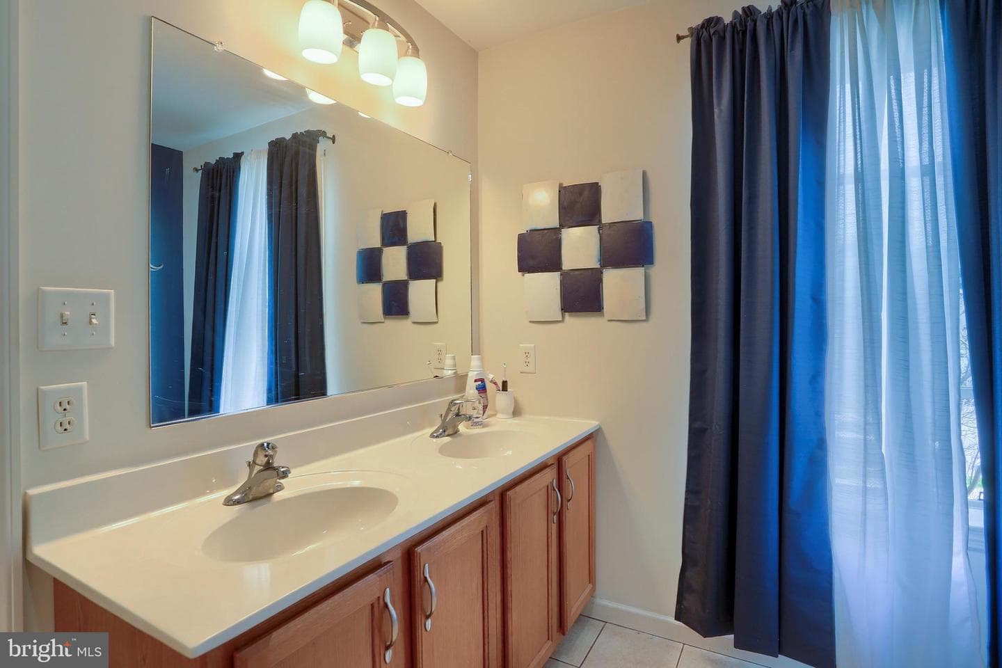 727 Winding Lane photo 28