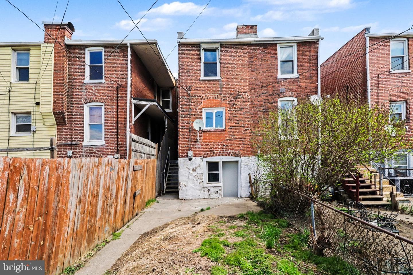 644 S 2nd Street photo 20