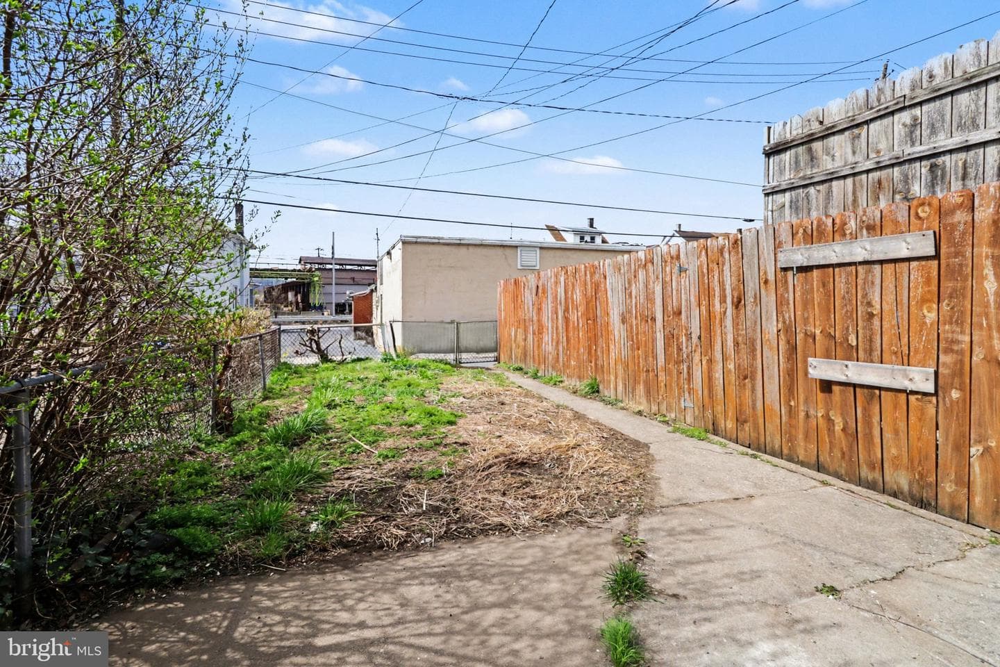 644 S 2nd Street photo 21