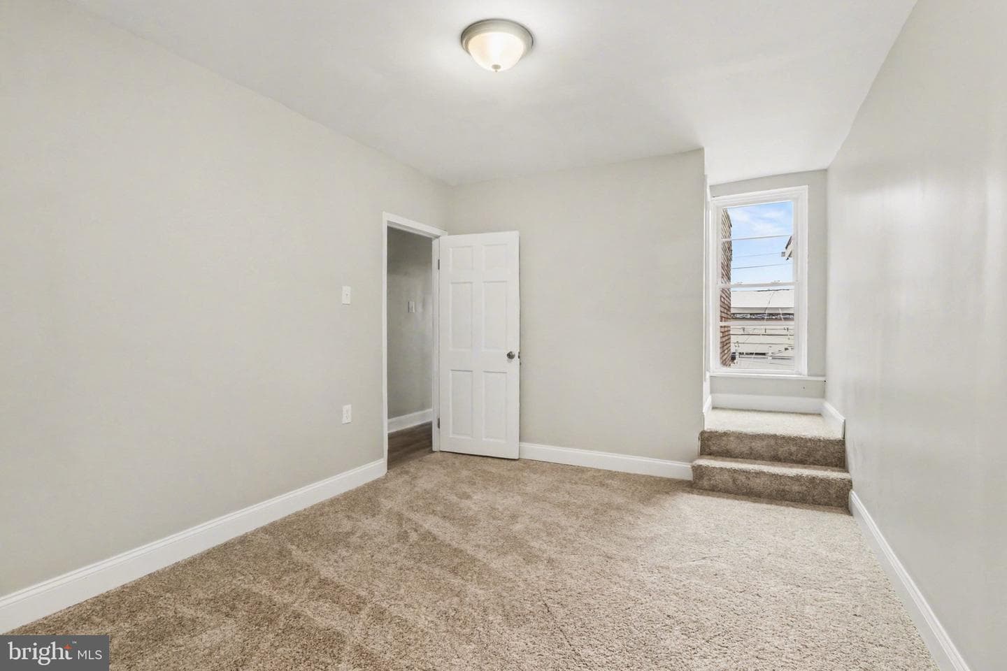 644 S 2nd Street photo 9