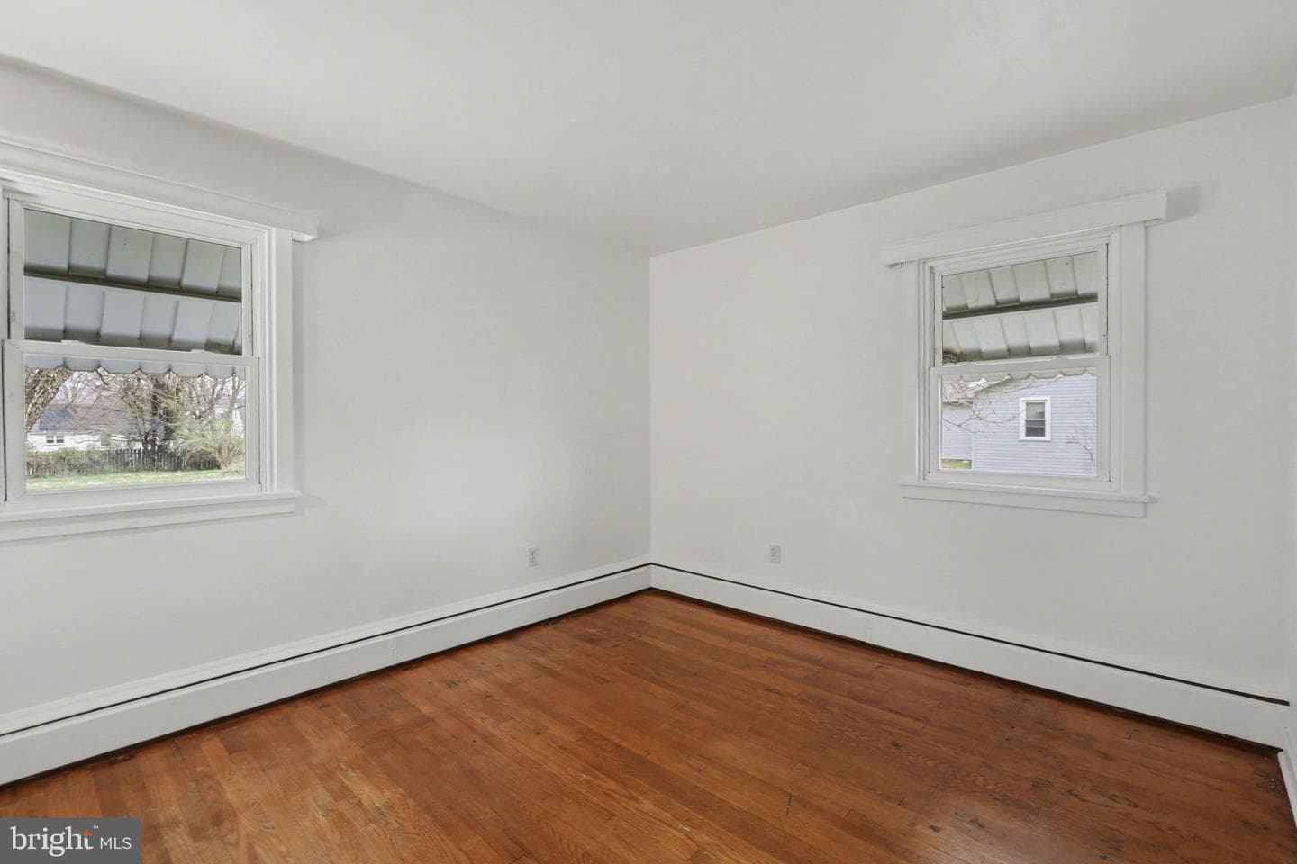 5512 Larkin Avenue photo 12
