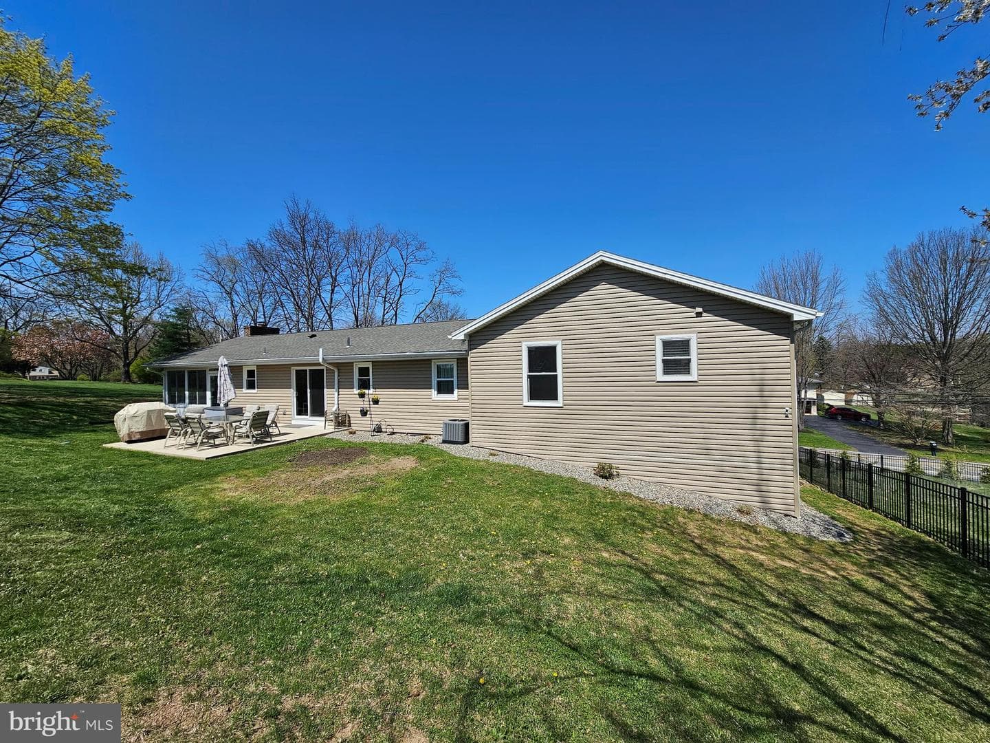 6021 Devonshire Heights Road photo 6