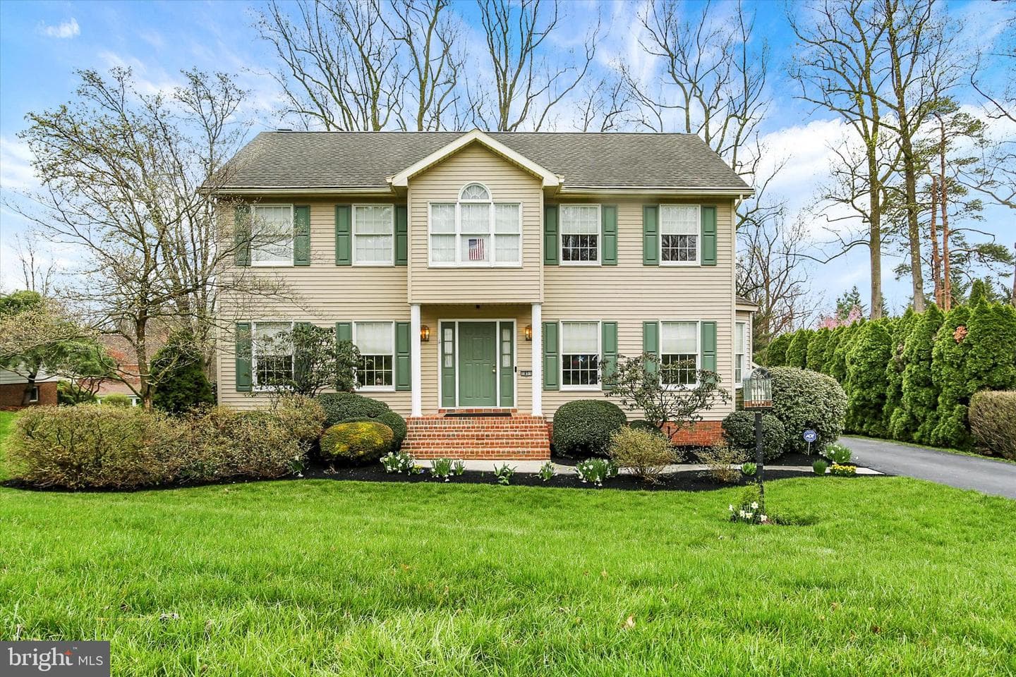 1851 Bonnie Blue Lane photo 1
