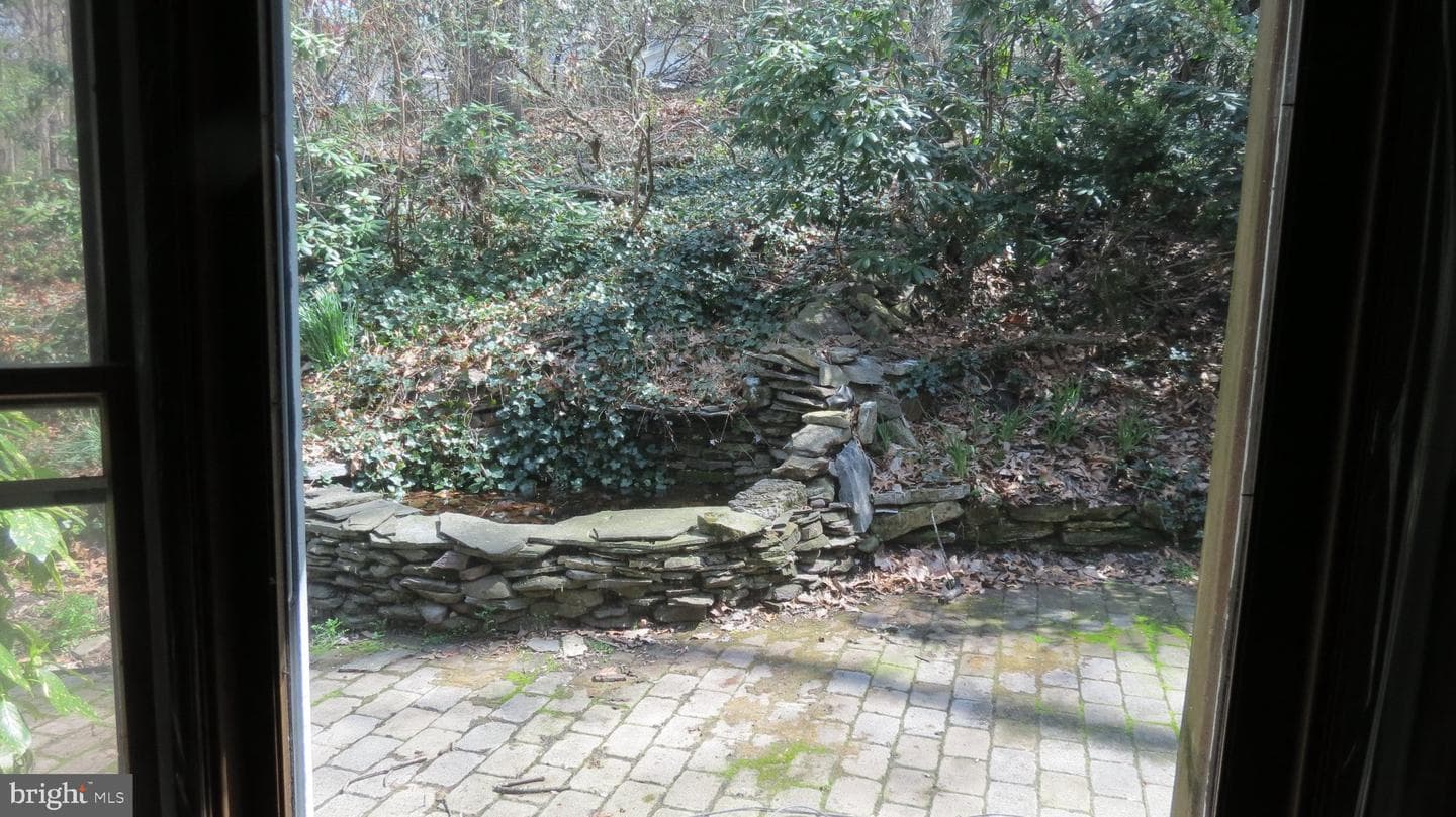 436 Laurel Drive photo 20