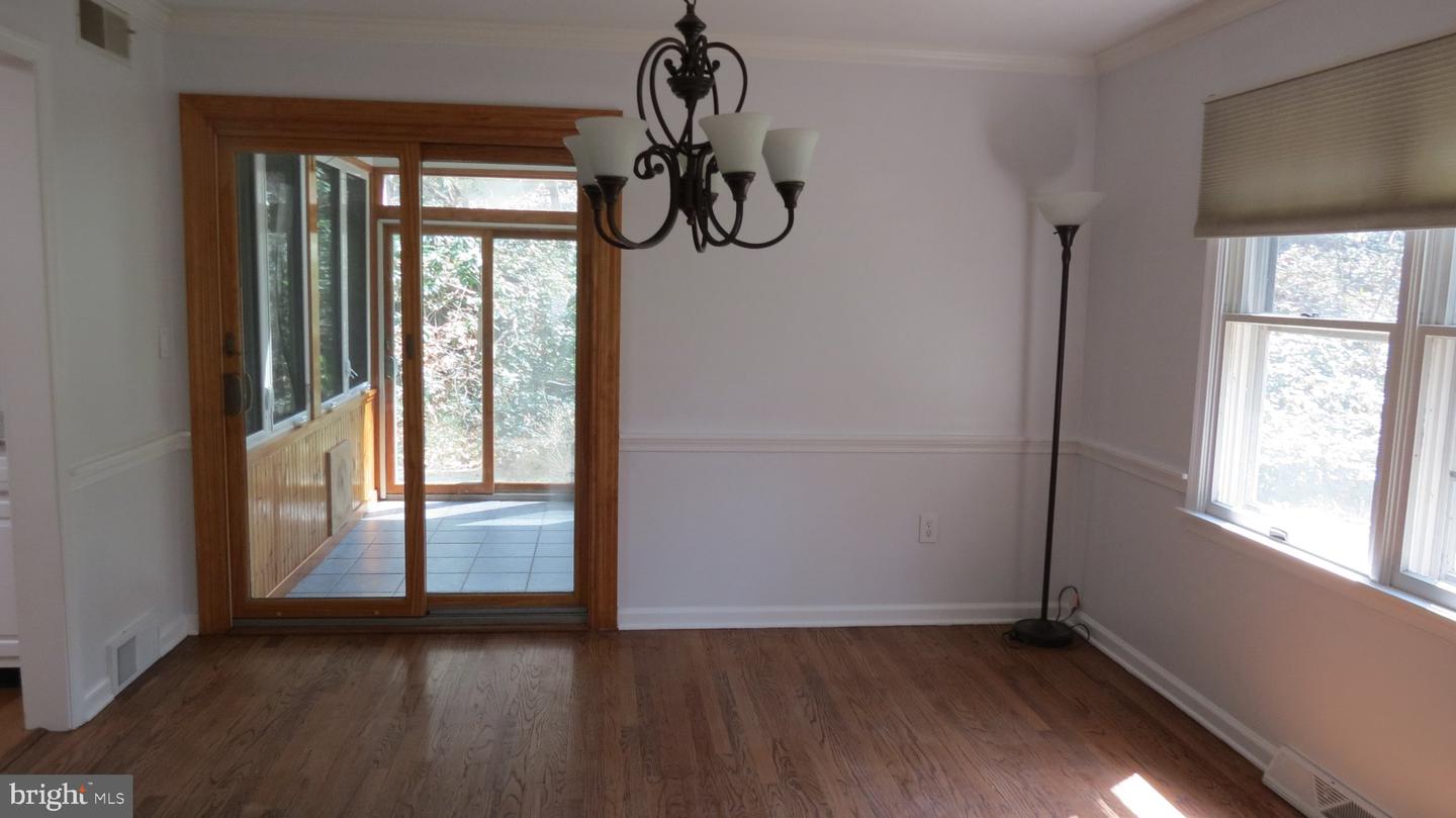 436 Laurel Drive photo 6