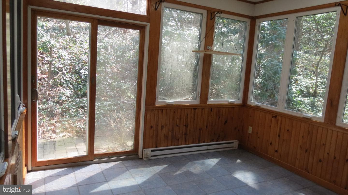 436 Laurel Drive photo 7