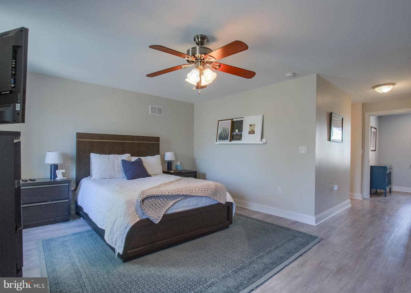 1730 Green Street photo 36