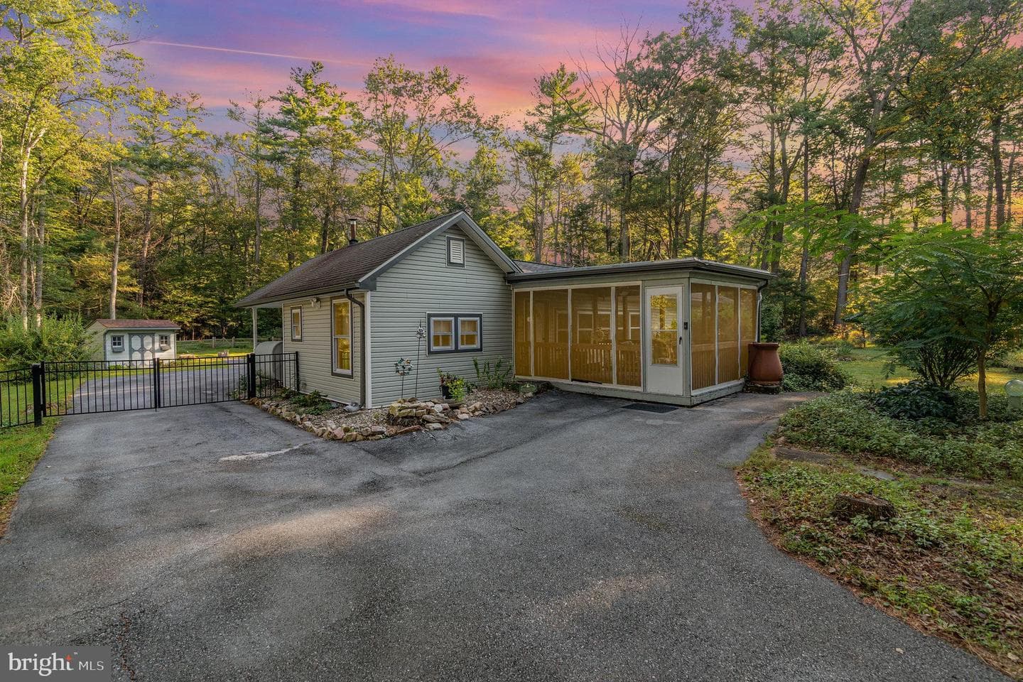 1649 Mountain Road photo 27