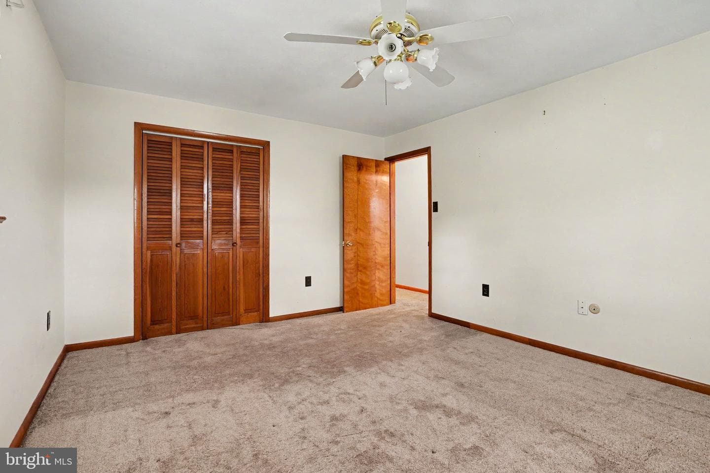 1252 Barley Corn Square photo 13