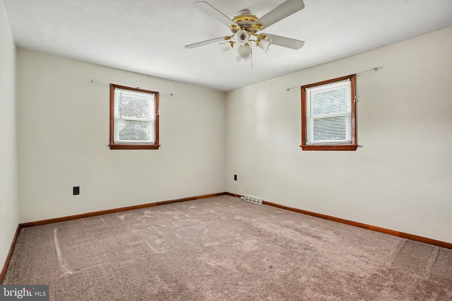 1252 Barley Corn Square photo 14