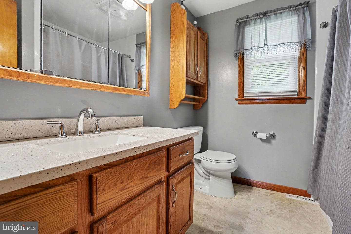 1252 Barley Corn Square photo 18