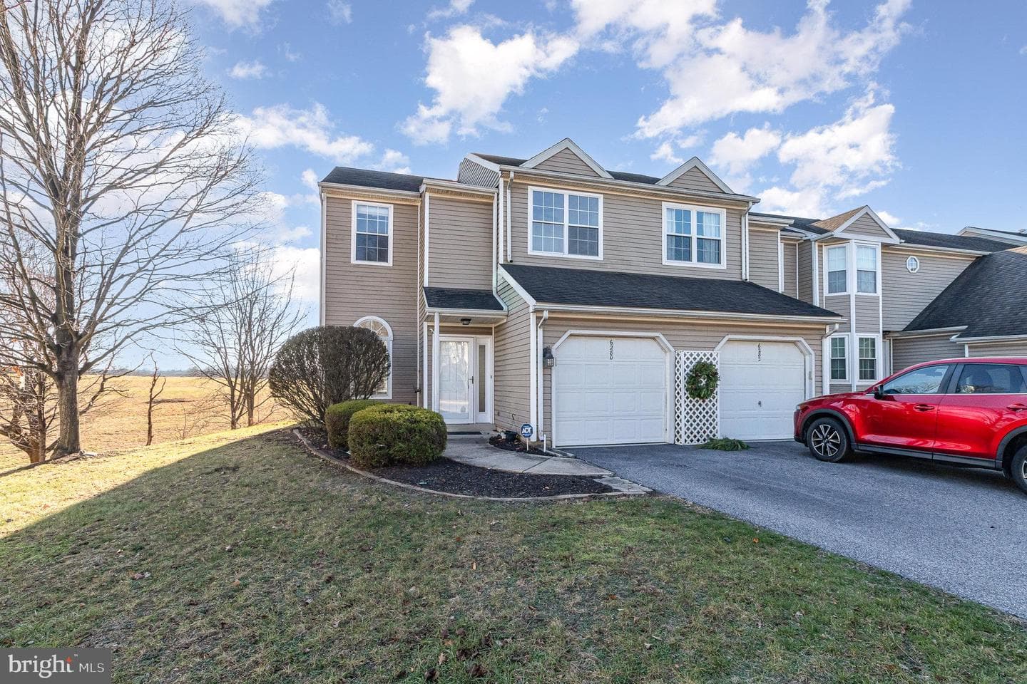 6280 Spring Knoll Drive photo 3