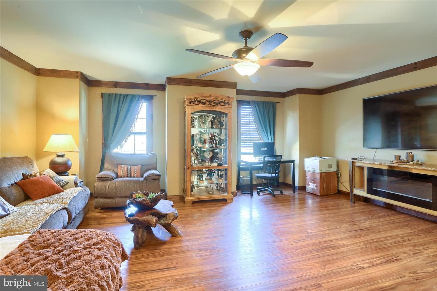 12 Edgewater Drive photo 24