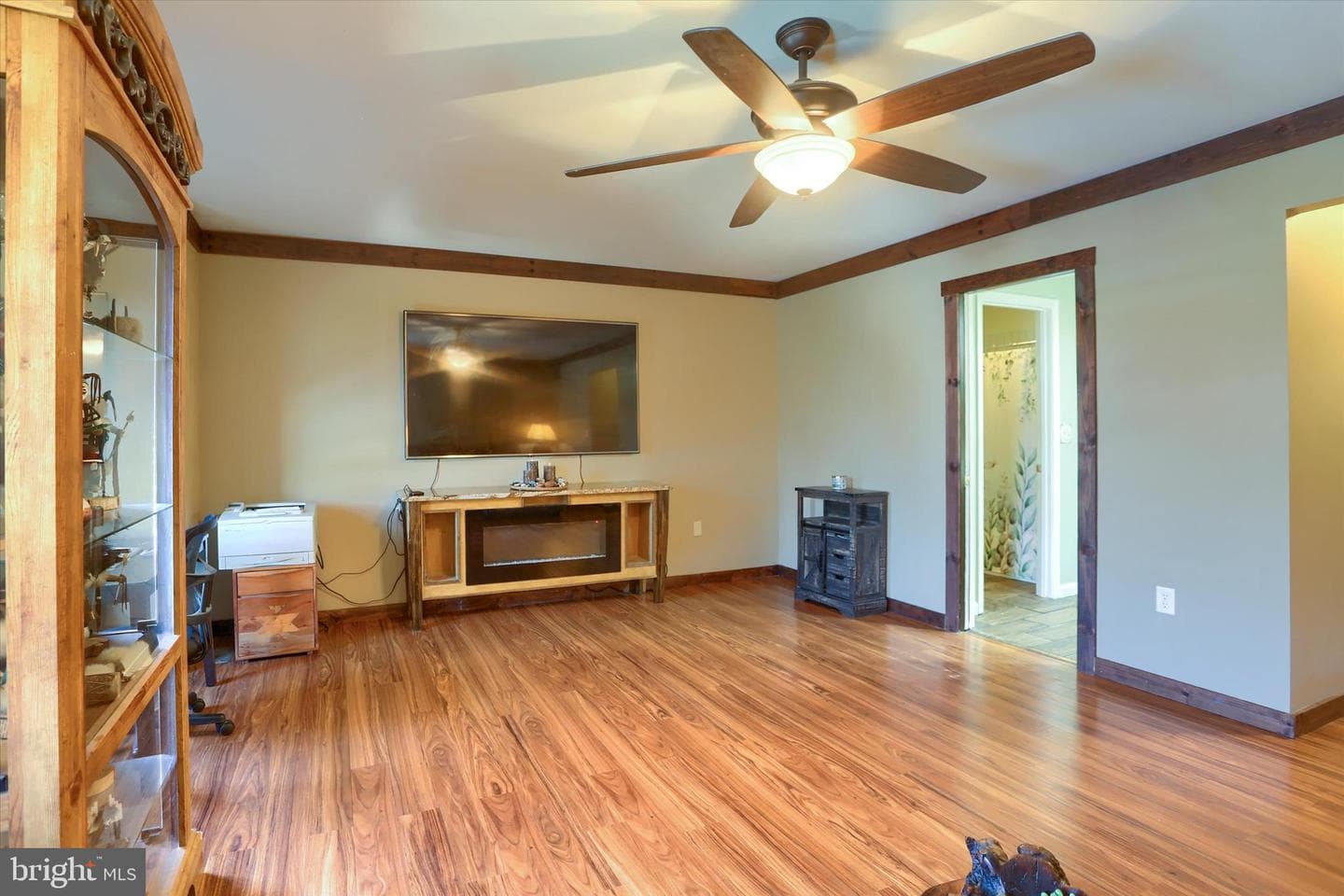 12 Edgewater Drive photo 26