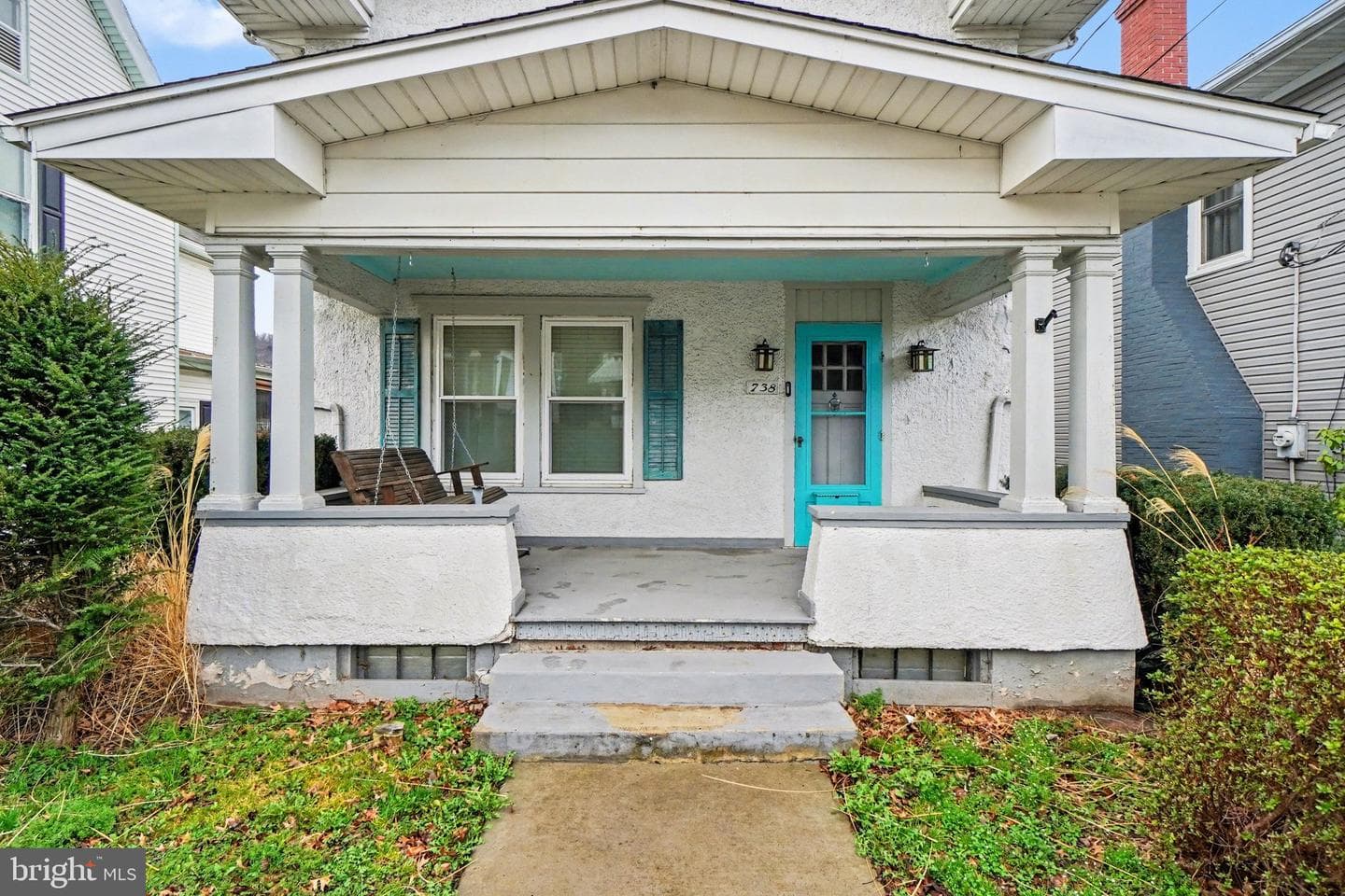 738 Union Street photo 4