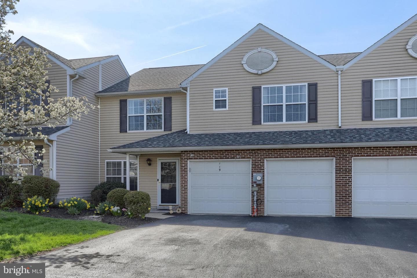 119 Merlin Drive photo 2