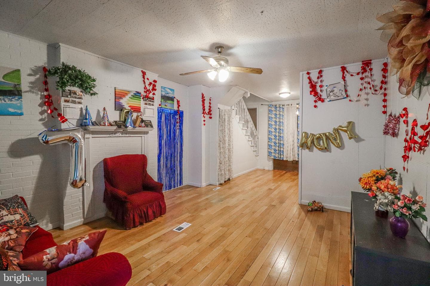 1632 Derry Street photo 7