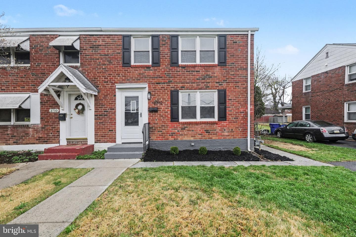 3712 Derry Street photo 2