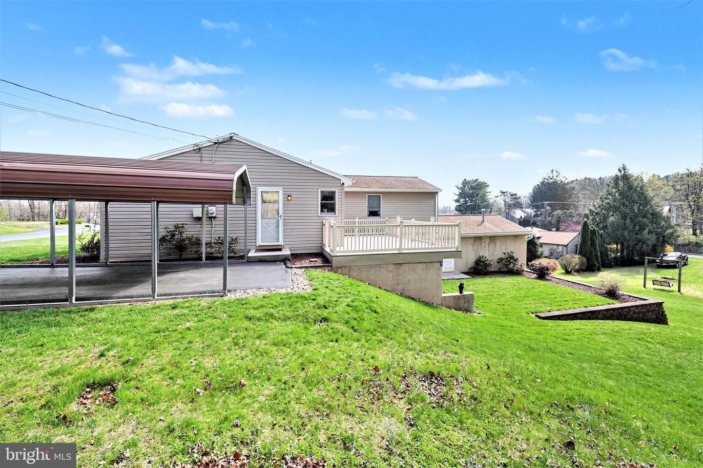 7833 Dewey Drive photo 4