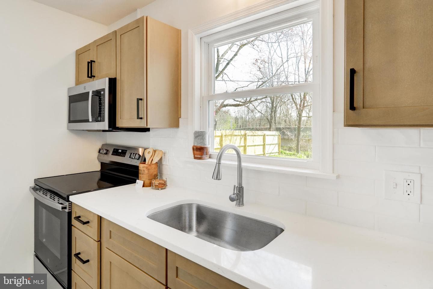 8077 Fox Mill Road photo 11