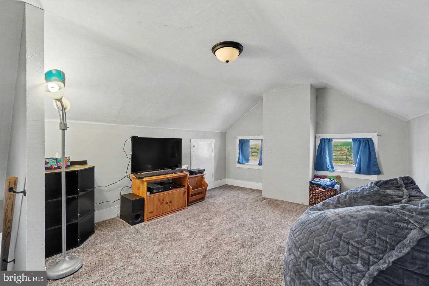 418 Elizabeth Street photo 21
