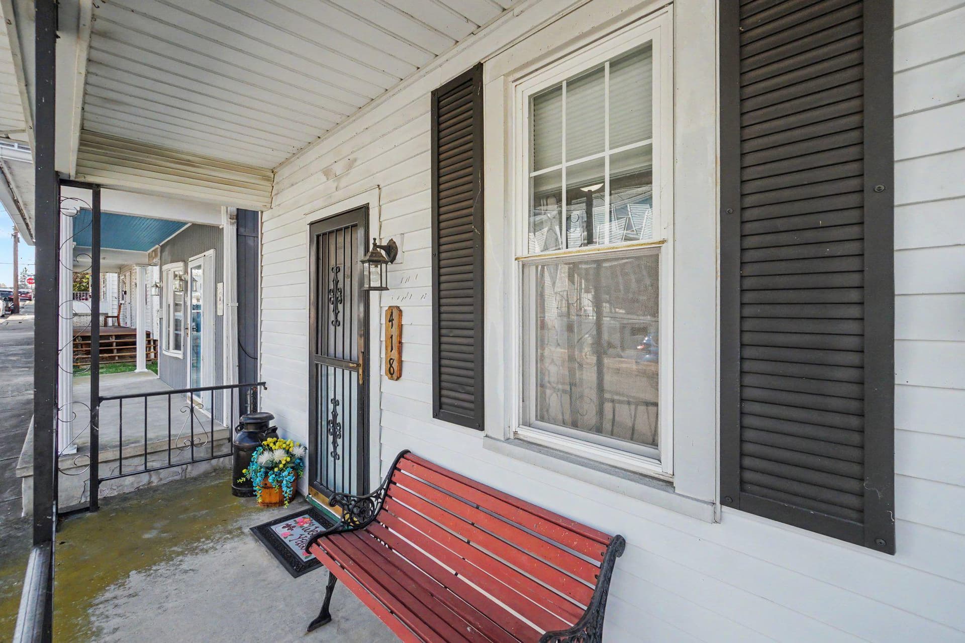 418 Elizabeth Street photo 30